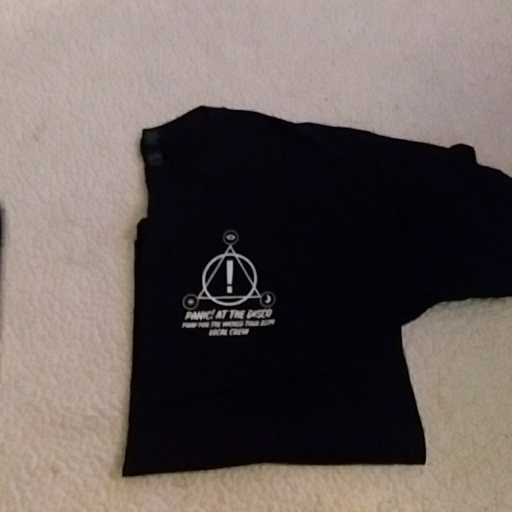 FINALSALE✔PANIC AT THE DISCO RIGGERS/CREW ONLY TEE